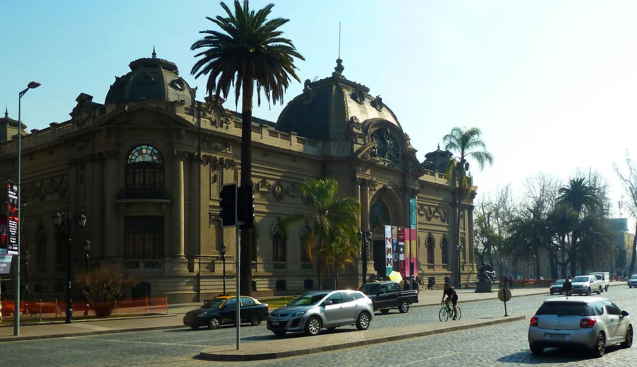 Apartments Bellas Artes Сантьяго Екстер'єр фото